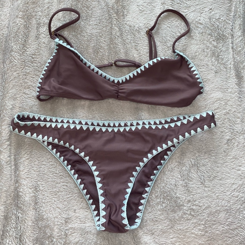 Tilly’s swimsuit set